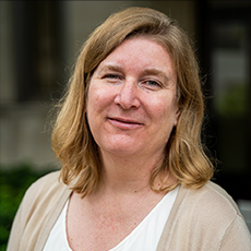Photo of the author Elaine Abbott